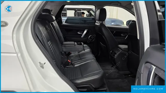 LAND ROVER DISCOVERY SPORT D180 SE