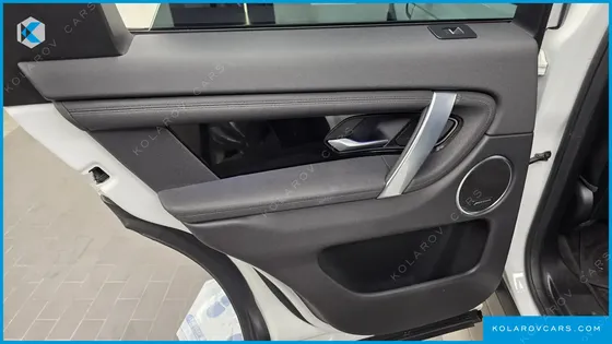 LAND ROVER DISCOVERY SPORT D180 SE