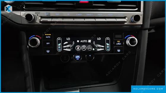 GENESIS G70 GASOLINE 2.5T 4WD