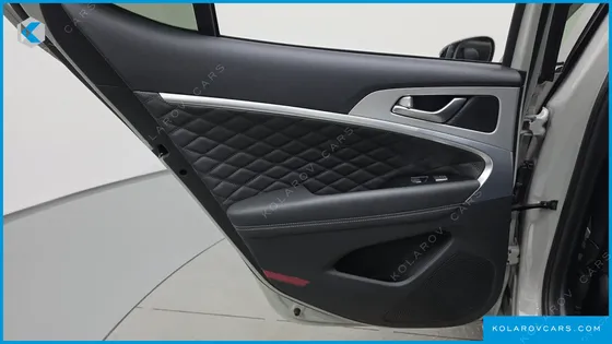 GENESIS G70 GASOLINE 2.5T 4WD