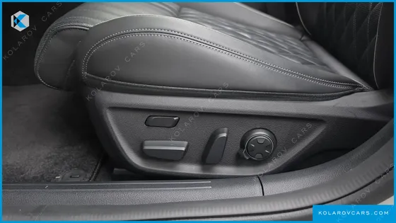 GENESIS G70 GASOLINE 2.5T 4WD