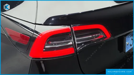 TESLA MODEL 3 STANDARD RANGE PLUE RWD