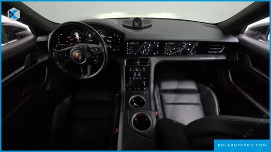 PORSCHE TAYCAN TURBO