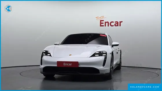 PORSCHE TAYCAN 4S