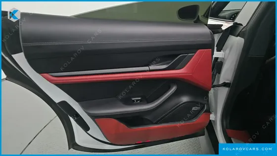 PORSCHE TAYCAN 4S