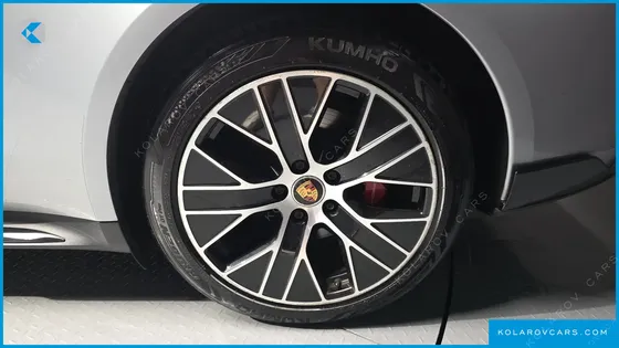 PORSCHE TAYCAN 4S
