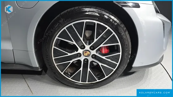 PORSCHE TAYCAN 4S
