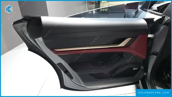 PORSCHE TAYCAN 4S