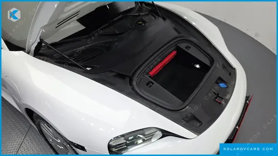 PORSCHE TAYCAN BASE