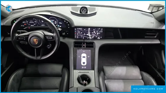 PORSCHE TAYCAN BASE