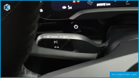 PORSCHE TAYCAN BASE