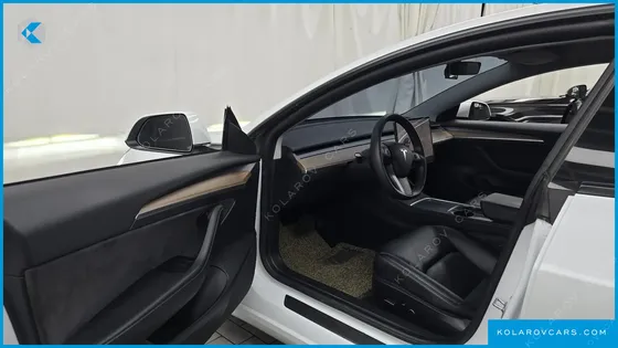TESLA MODEL 3 LONG RANGE AWD