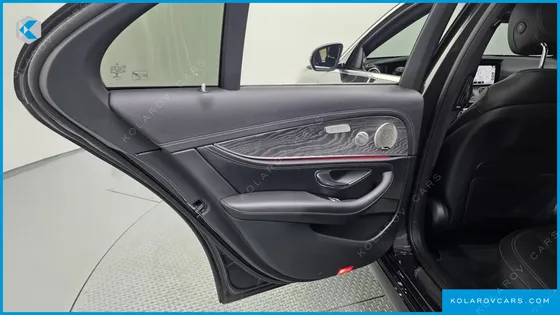 MERCEDES E-CLASS E350 4MATIC AMG LINE