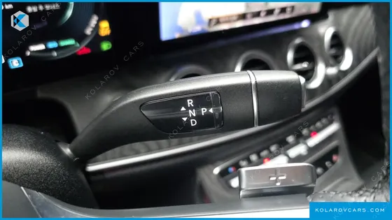 MERCEDES E-CLASS E350 4MATIC AMG LINE
