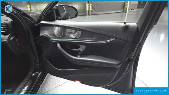 MERCEDES E-CLASS E350 4MATIC AMG LINE