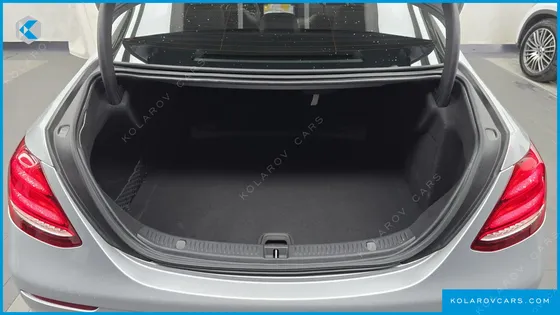 MERCEDES E-CLASS E220D EXCLUSIVE