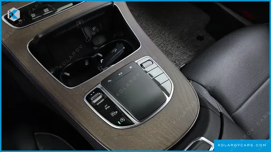 MERCEDES E-CLASS E250 EXCLUSIVE