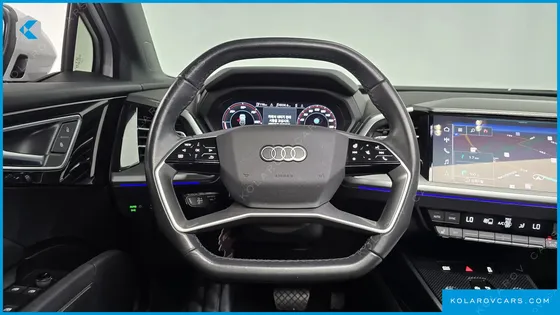 AUDI Q4 E-TRON 40 PREMIUM