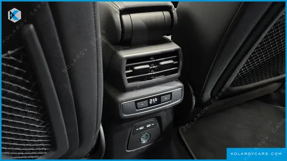 AUDI Q4 E-TRON 40 PREMIUM