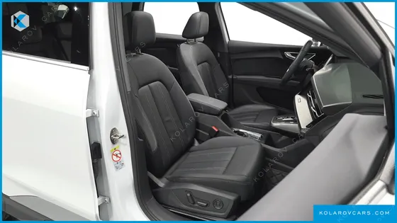 AUDI Q4 E-TRON 40 PREMIUM