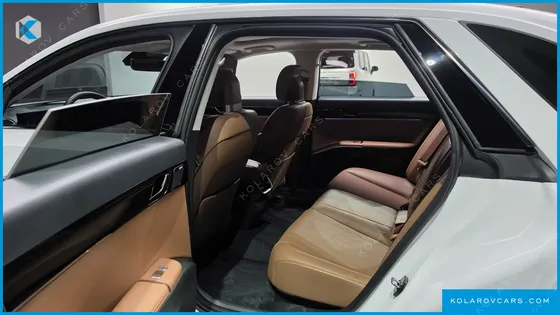 HYUNDAI GRANDEUR 2,5 GASOLINE 2WD