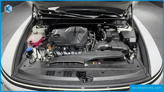 HYUNDAI GRANDEUR 2,5 GASOLINE 2WD
