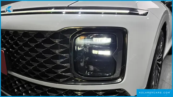 HYUNDAI GRANDEUR 2,5 GASOLINE 2WD