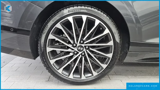 HYUNDAI GRANDEUR 3,5 GASOLINE 4WD