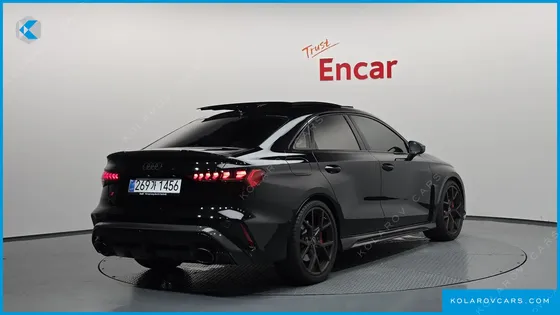 AUDI RS3 2.5 TFSI QUATTRO CARBON EDITION