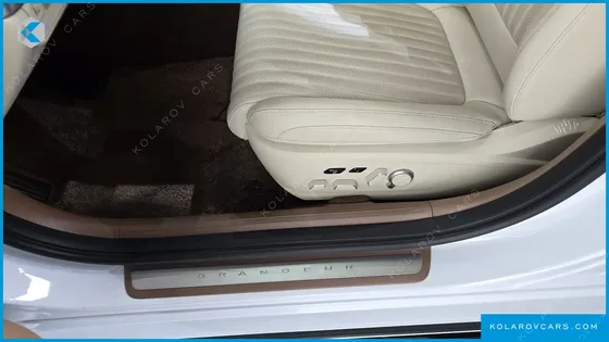 HYUNDAI GRANDEUR 2,5 GASOLINE 2WD
