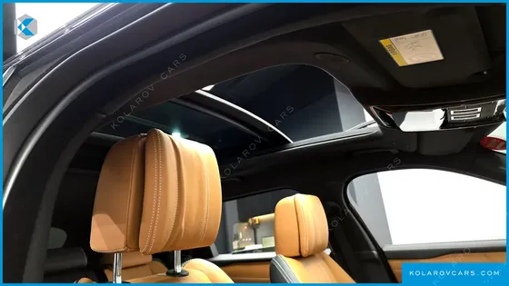 LAND ROVER RANGE ROVER VELAR 3.0 P400 R-DYNAMIC HSE