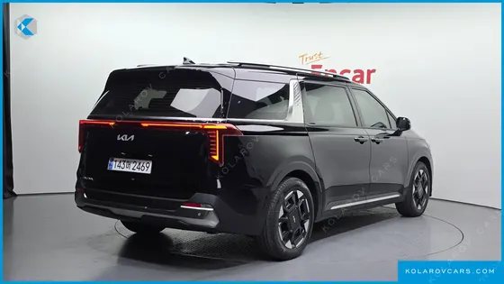 KIA CARNIVAL GASOLINE 9-SEATER NOBLESSE