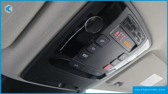 KIA CARNIVAL GASOLINE 9-SEATER NOBLESSE