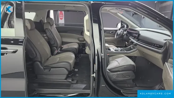 KIA CARNIVAL GASOLINE 9-SEATER NOBLESSE