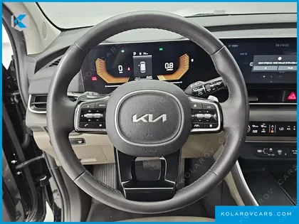 KIA CARNIVAL DIESEL 9-SEATER PRESTIGE
