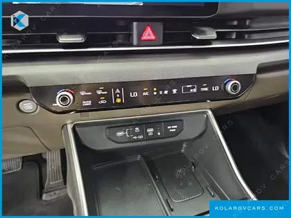 KIA CARNIVAL DIESEL 9-SEATER PRESTIGE