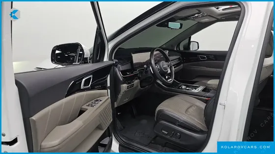 KIA CARNIVAL GASOLINE 9-SEATER SIGNATURE
