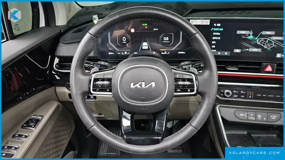 KIA CARNIVAL GASOLINE 9-SEATER SIGNATURE