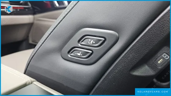 KIA CARNIVAL GASOLINE 9-SEATER SIGNATURE