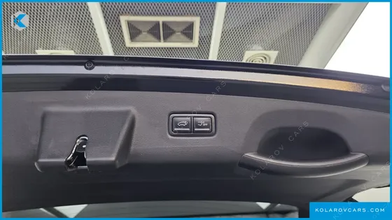 KIA CARNIVAL HEV 7SEATER GRAVITY
