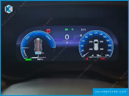 TOYOTA SIENNA 2.5 HYBRID 2WD