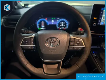 TOYOTA SIENNA 2.5 HYBRID 2WD