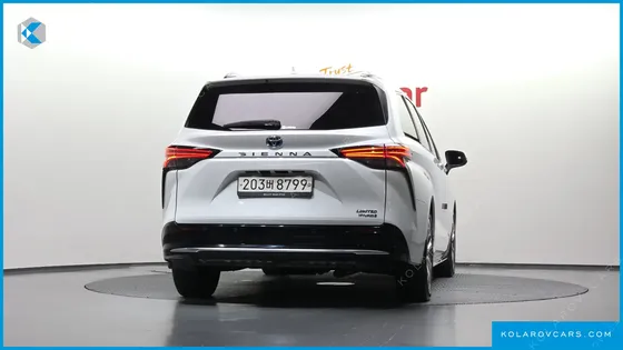TOYOTA SIENNA 2.5 HYBRID 2WD