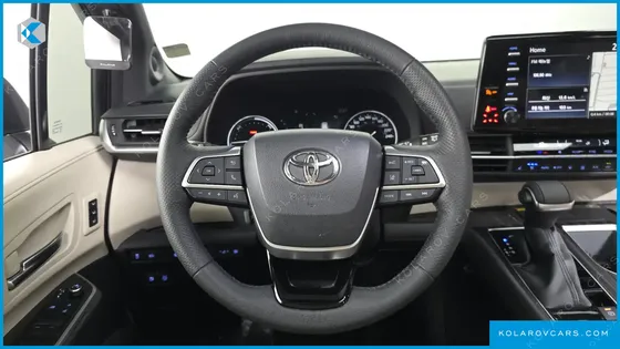 TOYOTA SIENNA 2.5 HYBRID 2WD