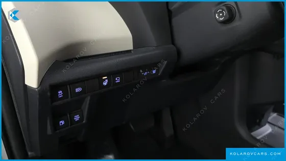 TOYOTA SIENNA 2.5 HYBRID 2WD