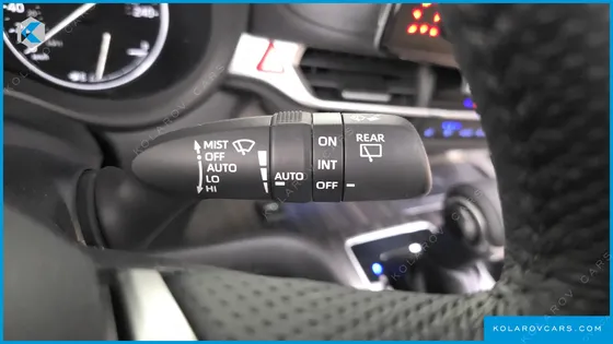 TOYOTA SIENNA 2.5 HYBRID 2WD