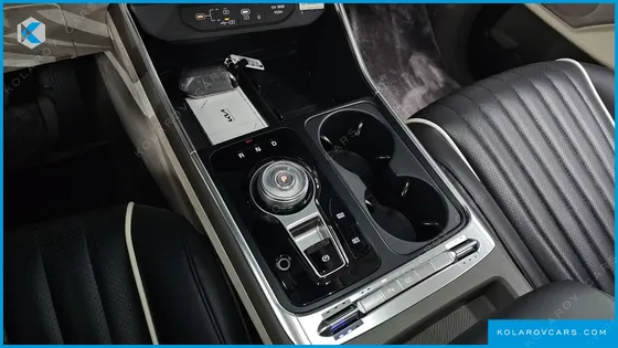 KIA CARNIVAL GASOLINE 9-SEATER HI LIMOUSINE (7-SEATER LIMOUSINE(SPECIAL VEHICLE)