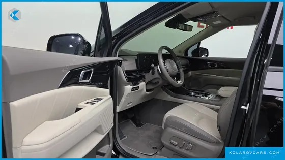 KIA CARNIVAL GASOLINE 9-SEATER HI LIMOUSINE