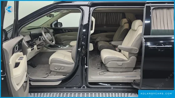 KIA CARNIVAL GASOLINE 9-SEATER HI LIMOUSINE