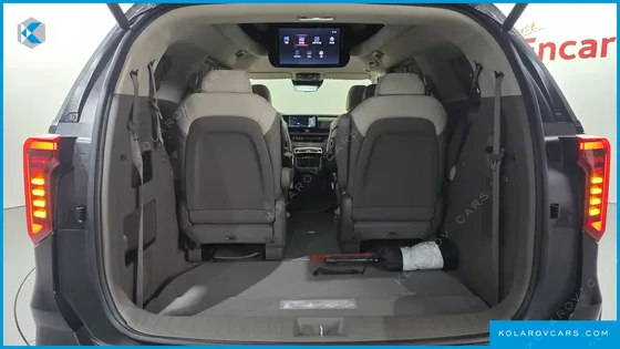 KIA CARNIVAL GASOLINE 9-SEATER HI LIMOUSINE